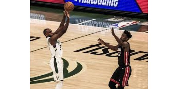 Milwaukee Bucks pobjeđuje u dvije utakmice u NBA doigravanju